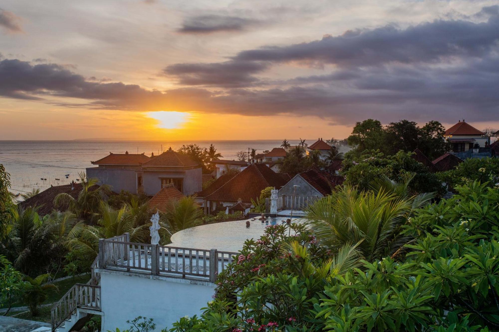 Tawe Ocean Blue Villa Lembongan 外观 照片