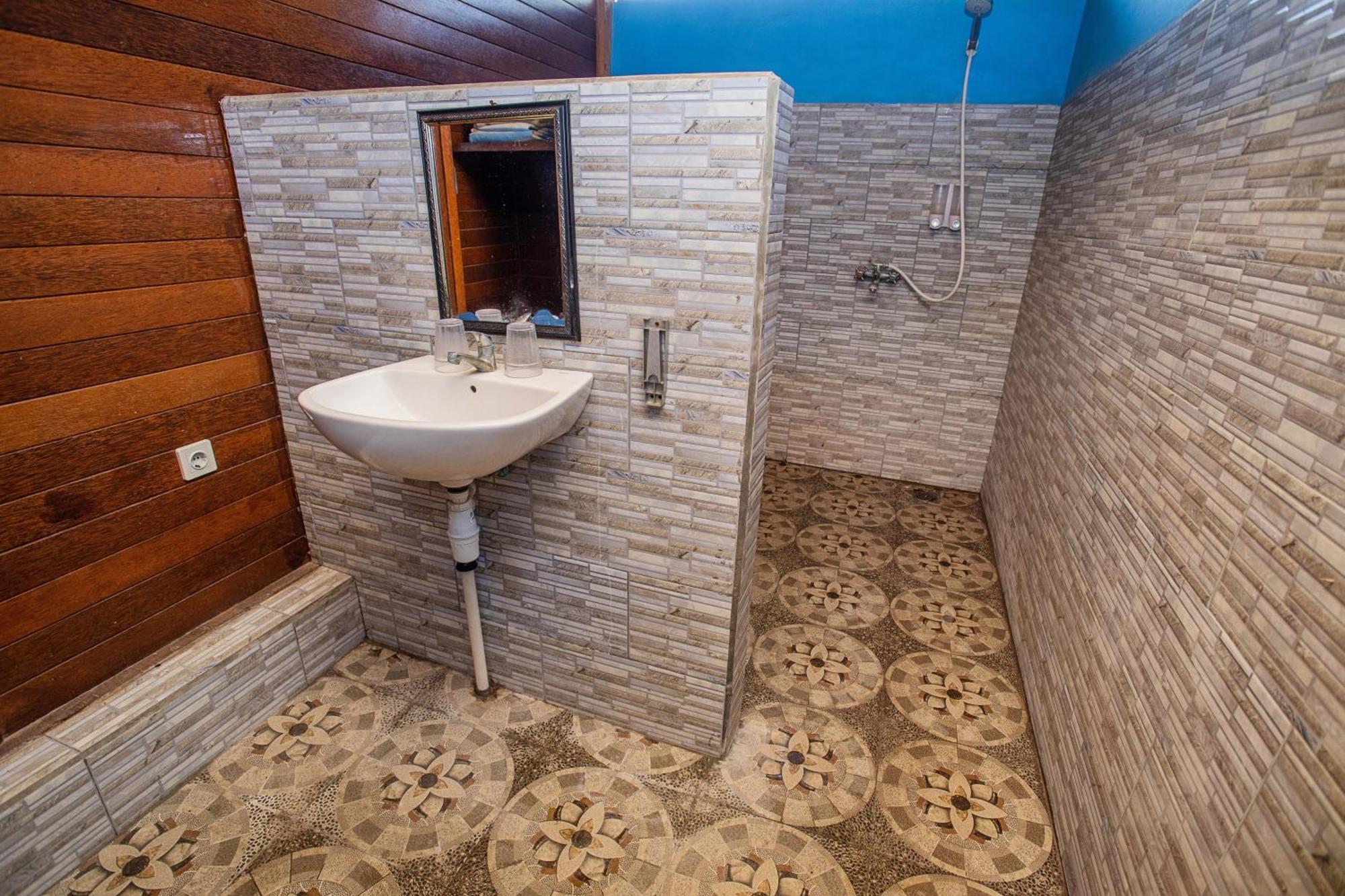 Tawe Ocean Blue Villa Lembongan 外观 照片
